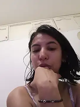 mina smith1 online show from April 15, 2026, 1:40 pm