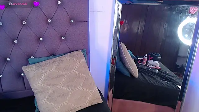 Viioletsky online show from March 14, 2025, 3:36 pm