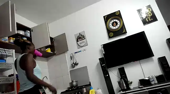 Snapshot of queen-goddess chatting on January 5, 2025, 4:27 pm queen-goddess online show from January 5, 2025, 4:27 pm