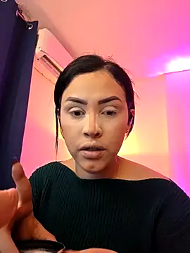 Snapshot of Maya_Bluee chatting on May 26, 2026, 11:34 pm Maya Bluee online show from May 26, 2026, 11:34 pm