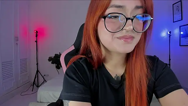 SweetJennaa online show from January 19, 2025, 11:00 pm