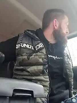 otterlover123 online show from December 29, 2024, 8:26 pm