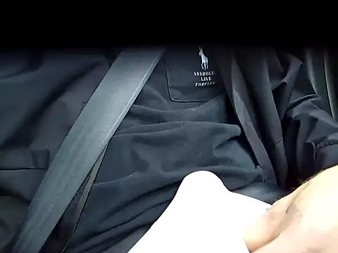 otterlover123 online show from October 7, 2025, 2:14 pm