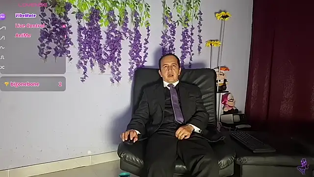Snapshot of yazfore2 chatting on July 1, 2026, 1:29 am yazfore2 online show from July 1, 2026, 1:29 am