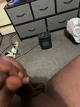 Cameltoekilla online show from April 15, 2026, 6:42 am