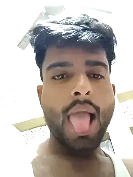 Snapshot of PRIYANHU@xh chatting on June 7, 2026, 11:52 pm PRIYANHUxh online show from June 7, 2026, 11:52 pm
