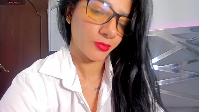 Snapshot of DashaFoxxx chatting on February 17, 2025, 1:10 pm DashaFoxxx online show from February 17, 2025, 1:10 pm