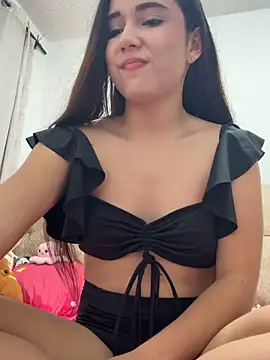 mia cooper 24 online show from December 17, 2025, 1:22 am