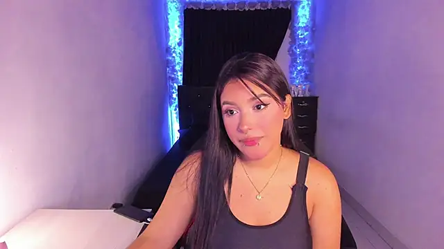 Snapshot of Mariana_Hasper_ chatting on February 17, 2025, 9:08 pm Mariana Hasper  online show from February 17, 2025, 9:08 pm