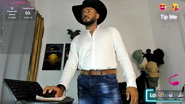 Snapshot of Hardboy_latin chatting on April 2, 2026, 3:04 am Hardboy latin online show from April 2, 2026, 3:04 am