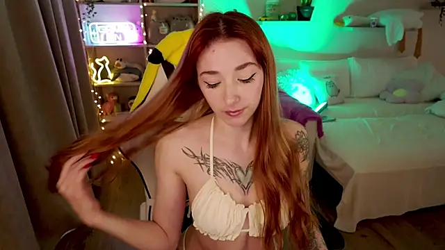 Snapshot of Anna_Prince chatting on June 2, 2026, 2:35 am Anna Prince online show from June 2, 2026, 2:35 am