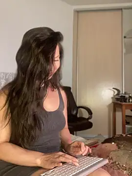 Snapshot of Goddess_Squirt_ chatting on July 7, 2026, 11:20 pm Goddess Squirt online show from July 7, 2026, 11:20 pm