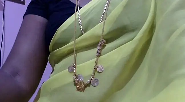 Hot akshara online show from February 21, 2025, 6:48 pm