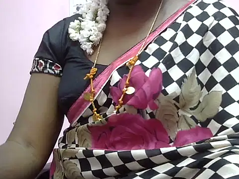 Snapshot of Hot_akshara chatting on February 21, 2026, 5:14 pm Hot akshara online show from February 21, 2026, 5:14 pm