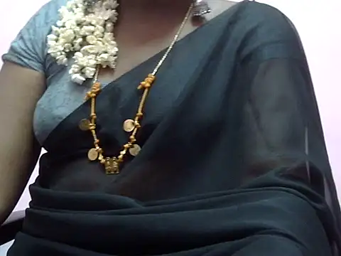 Snapshot of Hot_akshara chatting on March 7, 2026, 5:37 am Hot akshara online show from March 7, 2026, 5:37 am