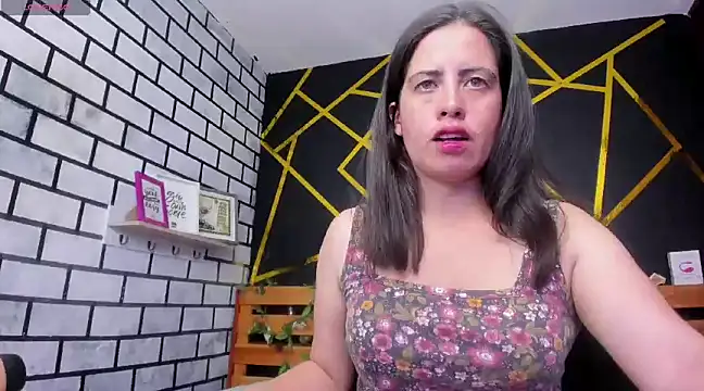 kathina giraldo online show from January 15, 2025, 3:39 pm