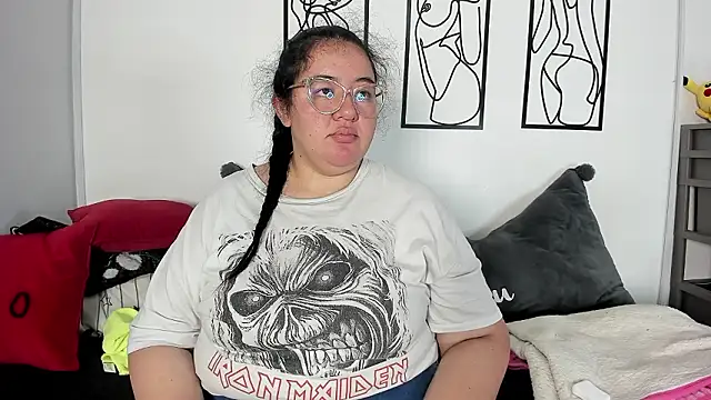 RubyPirsso18 online show from February 23, 2026, 7:00 pm