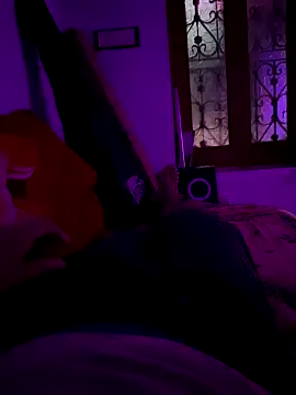 Vampiredaddy  online show from October 26, 2025, 2:34 pm