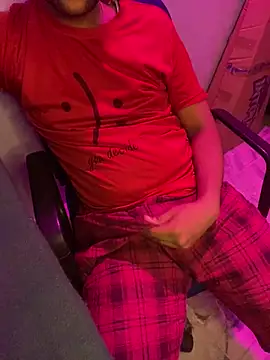 Vampiredaddy  online show from October 27, 2025, 3:16 pm