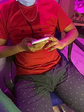 Vampiredaddy  online show from October 31, 2025, 5:25 pm