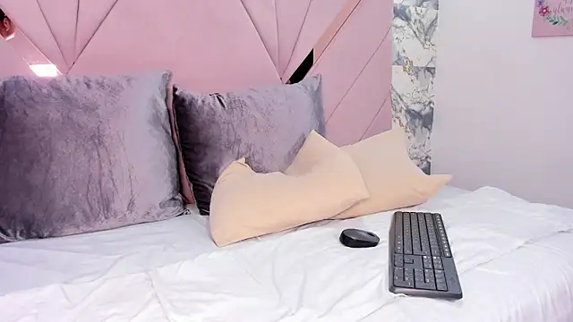 kaylin jann online show from February 17, 2026, 5:19 pm