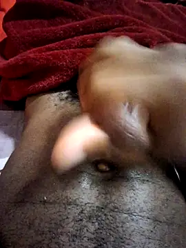 thiefre online show from November 9, 2025, 11:14 pm