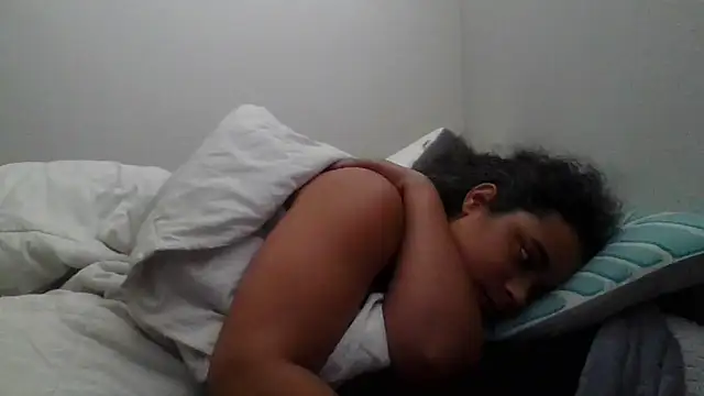 cinnaminnie online show from November 16, 2025, 6:57 pm