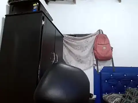 Snapshot of miriam775 chatting on December 3, 2024, 11:11 am miriam775 online show from December 3, 2024, 11:11 am