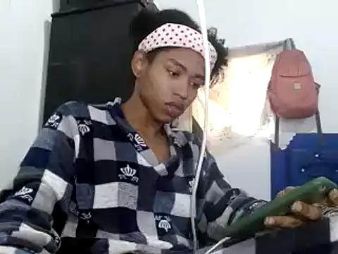 Snapshot of miriam775 chatting on December 3, 2024, 2:16 pm miriam775 online show from December 3, 2024, 2:16 pm