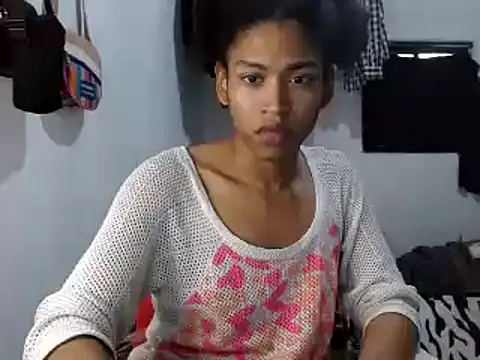 Snapshot of miriam775 chatting on December 22, 2024, 8:14 pm miriam775 online show from December 22, 2024, 8:14 pm