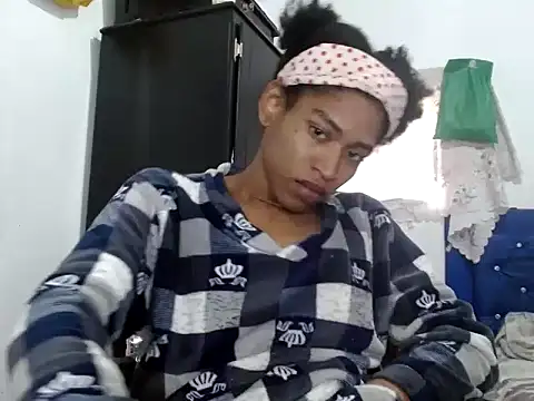 Snapshot of miriam775 chatting on December 26, 2024, 3:42 pm miriam775 online show from December 26, 2024, 3:42 pm