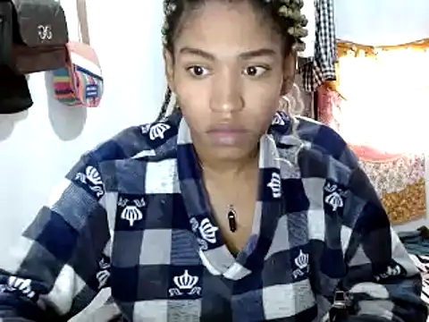 Snapshot of miriam775 chatting on January 24, 2025, 12:31 pm miriam775 online show from January 24, 2025, 12:31 pm