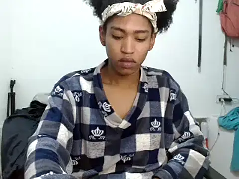 Snapshot of miriam775 chatting on September 8, 2025, 3:00 pm miriam775 online show from September 8, 2025, 3:00 pm