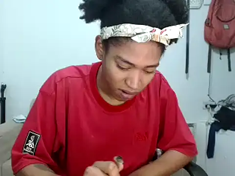 Snapshot of miriam775 chatting on September 12, 2025, 9:26 pm miriam775 online show from September 12, 2025, 9:26 pm