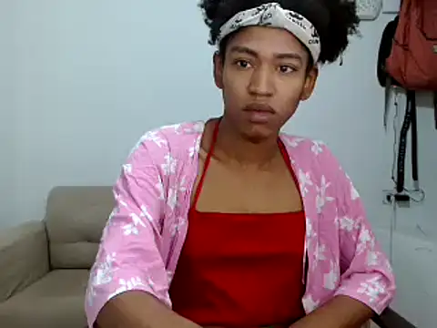 Snapshot of miriam775 chatting on November 13, 2025, 10:58 am miriam775 online show from November 13, 2025, 10:58 am