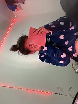 Bunny bel online show from February 10, 2025, 4:30 am