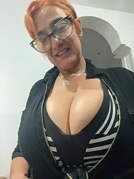 Snapshot of anastasia_and_jordan chatting on March 3, 2026, 8:09 am anastasia and jordan online show from March 3, 2026, 8:09 am