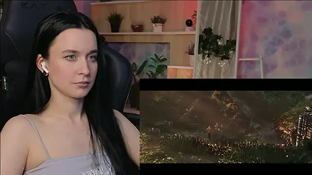 Snapshot of KiraLiLime chatting on February 7, 2025, 10:30 pm KiraLiLime online show from February 7, 2025, 10:30 pm