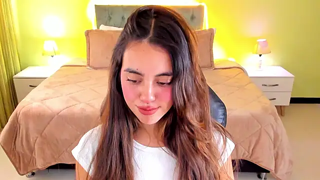  Charlotte evans 1 online show from September 17, 2025, 7:37 pm