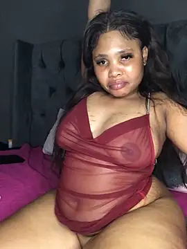 Anaelle24 online show from February 5, 2025, 5:31 pm