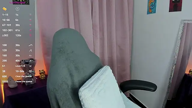 indra cam online show from April 6, 2026, 4:46 am