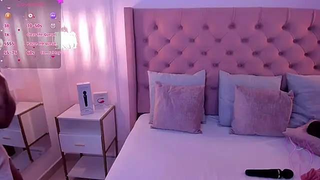 mia schwarz online show from January 15, 2025, 8:26 pm