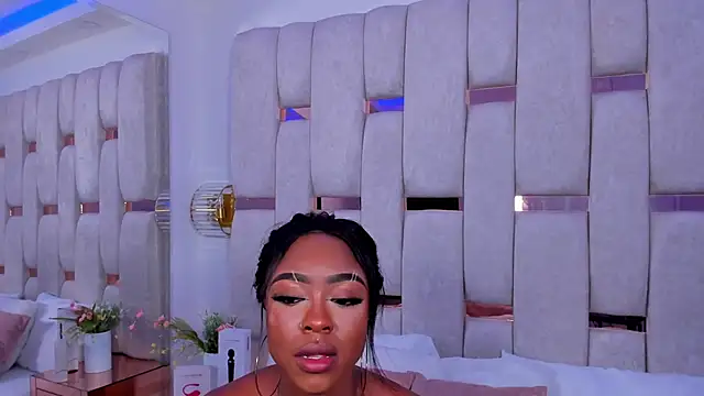 mia schwarz online show from January 23, 2025, 9:50 pm