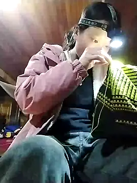 Snapshot of lytamye chatting on December 5, 2024, 11:49 am lytamye online show from December 5, 2024, 11:49 am