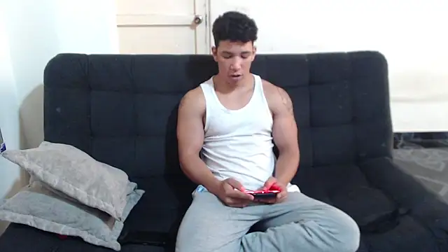 ethan noir online show from September 12, 2025, 4:40 pm