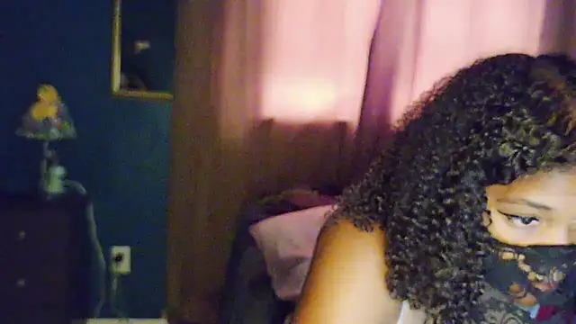 Snapshot of CurlyNony chatting on March 13, 2025, 6:01 pm CurlyNony online show from March 13, 2025, 6:01 pm