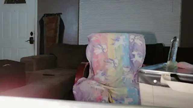 Snapshot of CurlyNony chatting on September 12, 2025, 5:18 am CurlyNony online show from September 12, 2025, 5:18 am