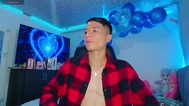 bryamer 19 online show from January 17, 2025, 3:45 am