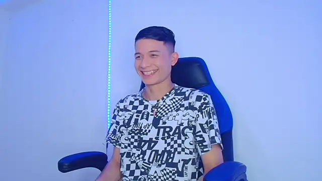 bryamer 19 online show from February 6, 2025, 2:11 am