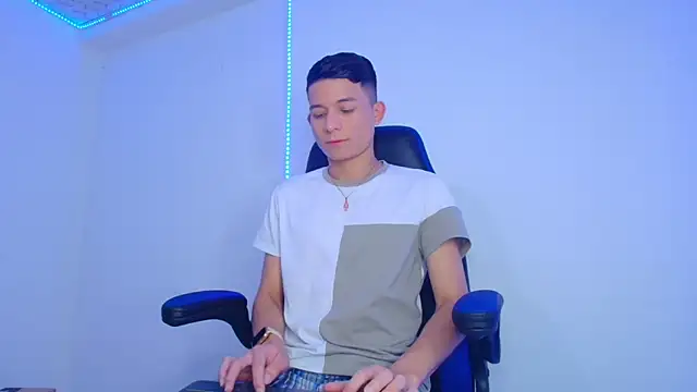 bryamer 19 online show from February 7, 2025, 2:40 am